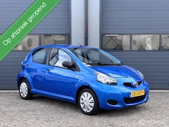 Toyota Aygo - 1.0-12V Comfort Uitvoering Bwj 2010 & Airco