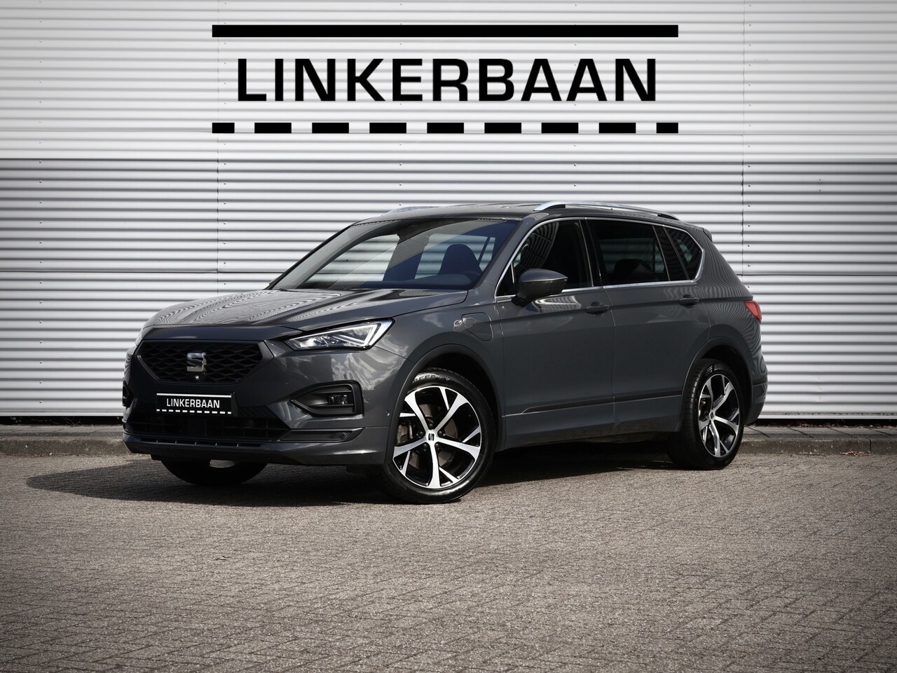 SEAT Tarraco - | FR e-Hybrid | SOH 96% | Adaptive Cruise | Trekhaak | Stoelverwarming | 360 | Carplay | - AutoWereld.nl