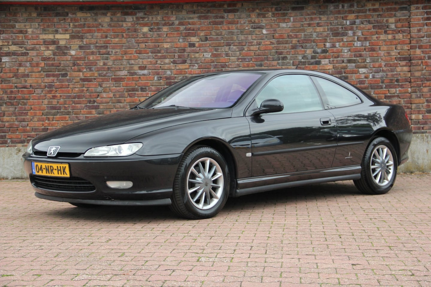 Peugeot 406 Coupé - 2.2-16V Premium| Cruise control| Climate control| Zeer nette staat| - AutoWereld.nl