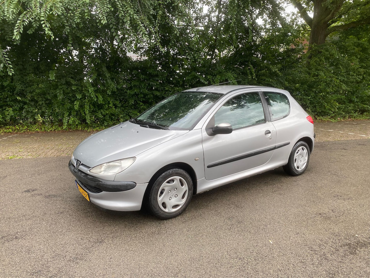 Peugeot 206 - 1.1 XR Nieuwe apk - AutoWereld.nl