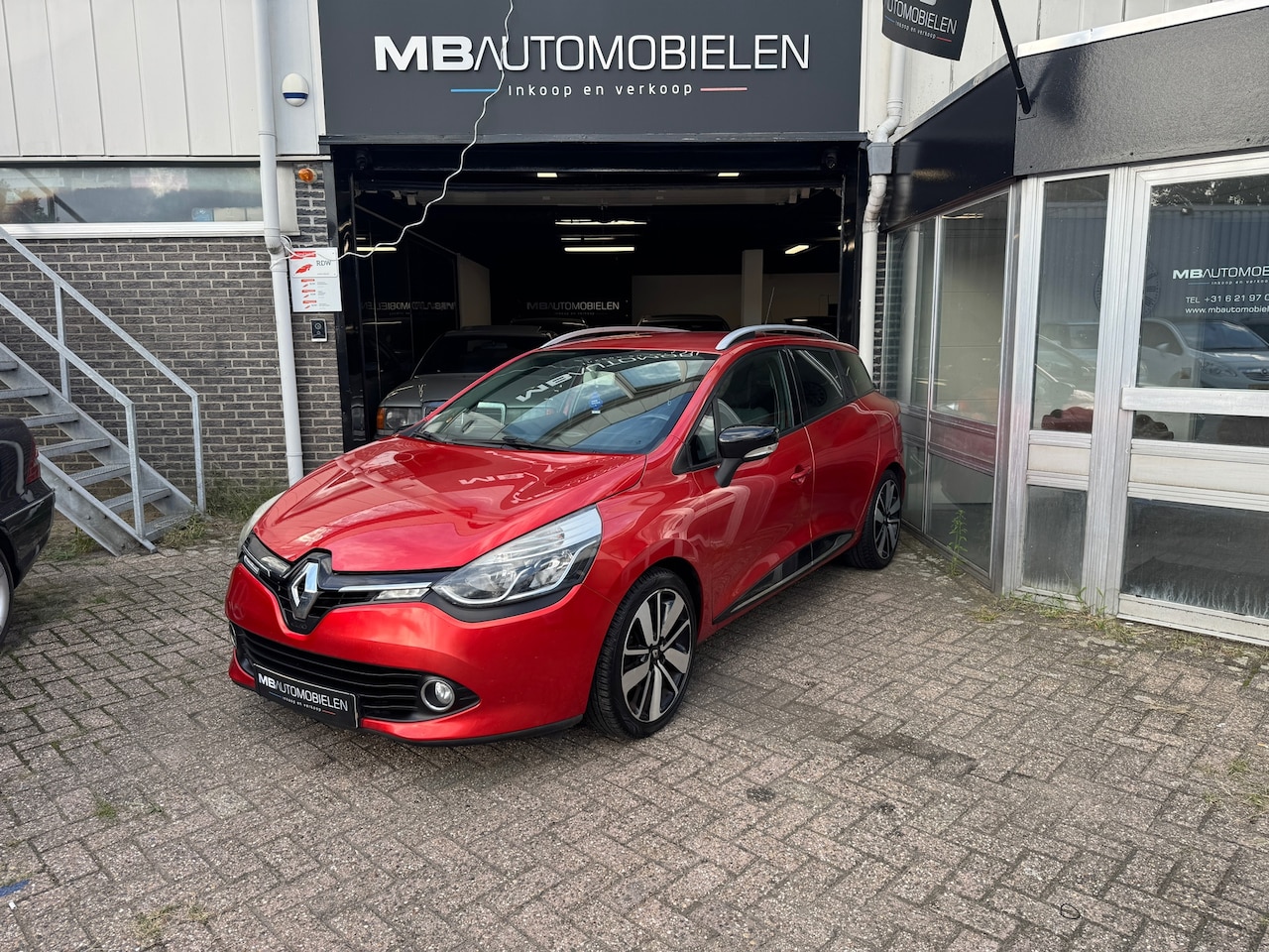 Renault Clio Estate - 0.9 TCe Dynamique/APK/Trekhaak/Airco/Nap/LM Velgen/Mooie Auto! - AutoWereld.nl