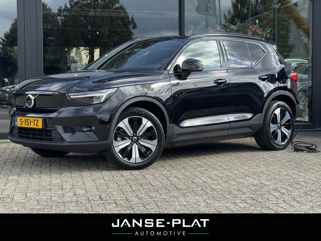 Volvo XC40 - Recharge Ultimate 70 kWh SoH 92% Pano | 360 Cam | H&K | Adaptive Cruise - AutoWereld.nl