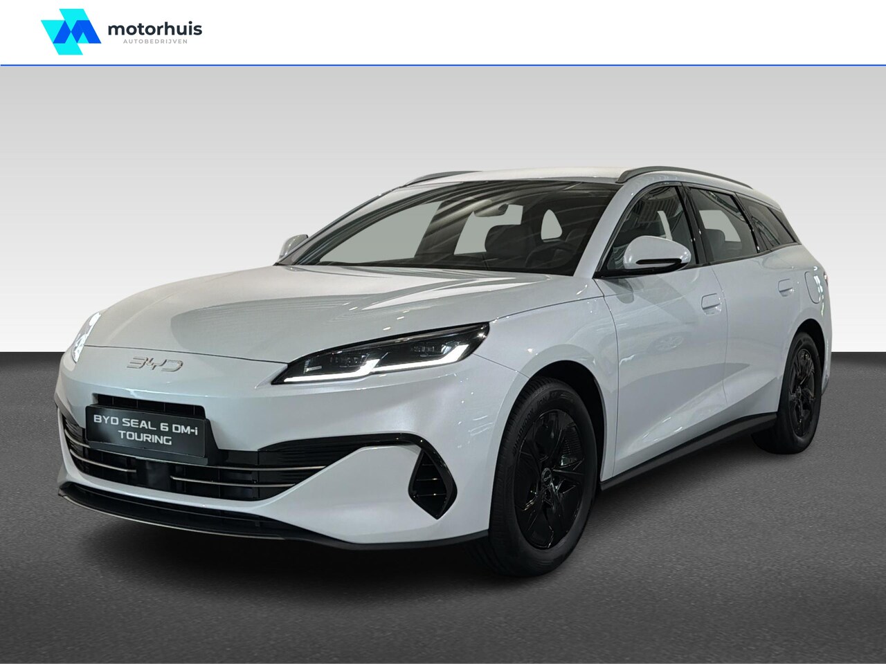 BYD SEAL 6 Touring - Boost 1.5 DM-i 183pk | Direct leverbaar | €4000,- Actievoordeel | 12,8 inch touchscreen | - AutoWereld.nl