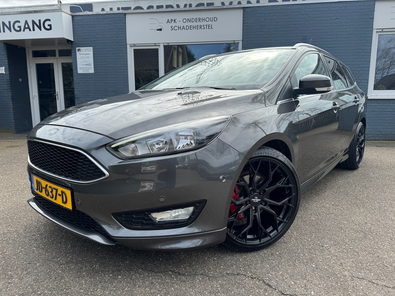 Ford Focus Wagon - 1.0 Titanium Edition ST Line, Distributieriem v.v - AutoWereld.nl