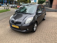 Toyota Yaris - 1.3 VVTI EXECUTIVE
