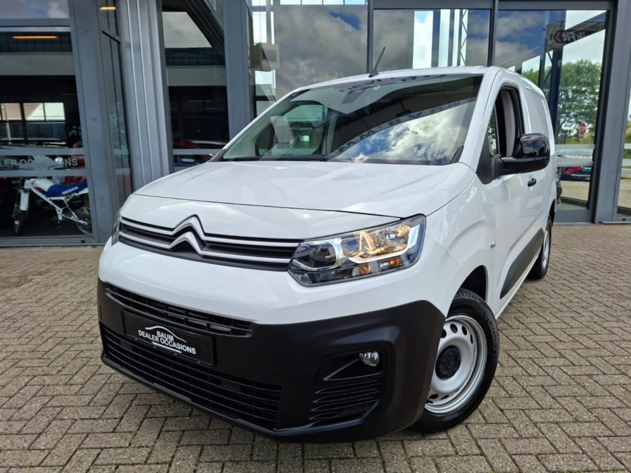 Citroën Berlingo - 1.2PT AUTOMAAT 130PK NAVI PDC-CAMERA CRUISECONTROL - AutoWereld.nl