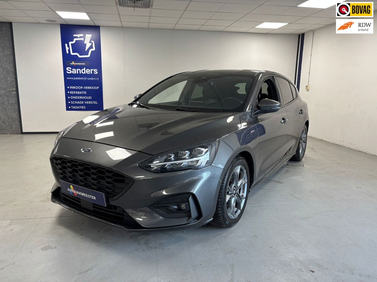 Ford Focus - 1.0 EcoBoost Titanium Business 1.0 EcoBoost Titanium Business - AutoWereld.nl
