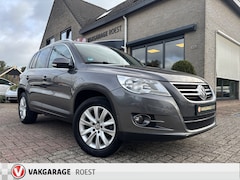 Volkswagen Tiguan - 1.4 TSI Sport & Style Trekhaak / All-Seasons / Parkeersensors