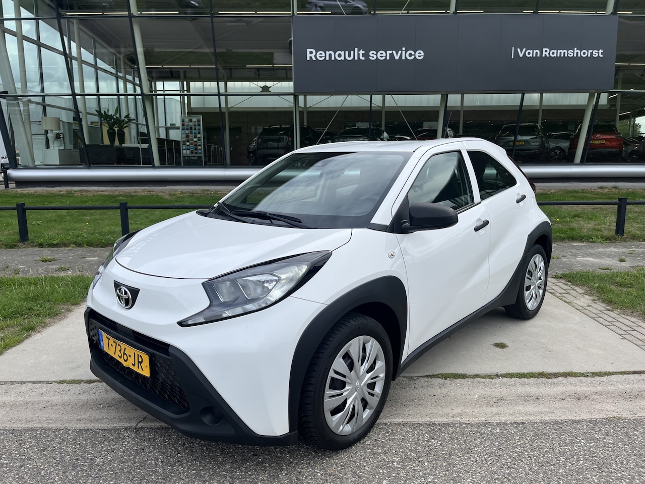 Toyota Aygo X - 1.0 VVT-i MT / Airco / - AutoWereld.nl