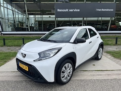 Toyota Aygo X - 1.0 VVT-i MT / Airco /
