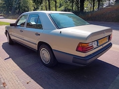 Mercedes-Benz 200-500 (W124) - 200 5-bak, cv, airco, el. ramen