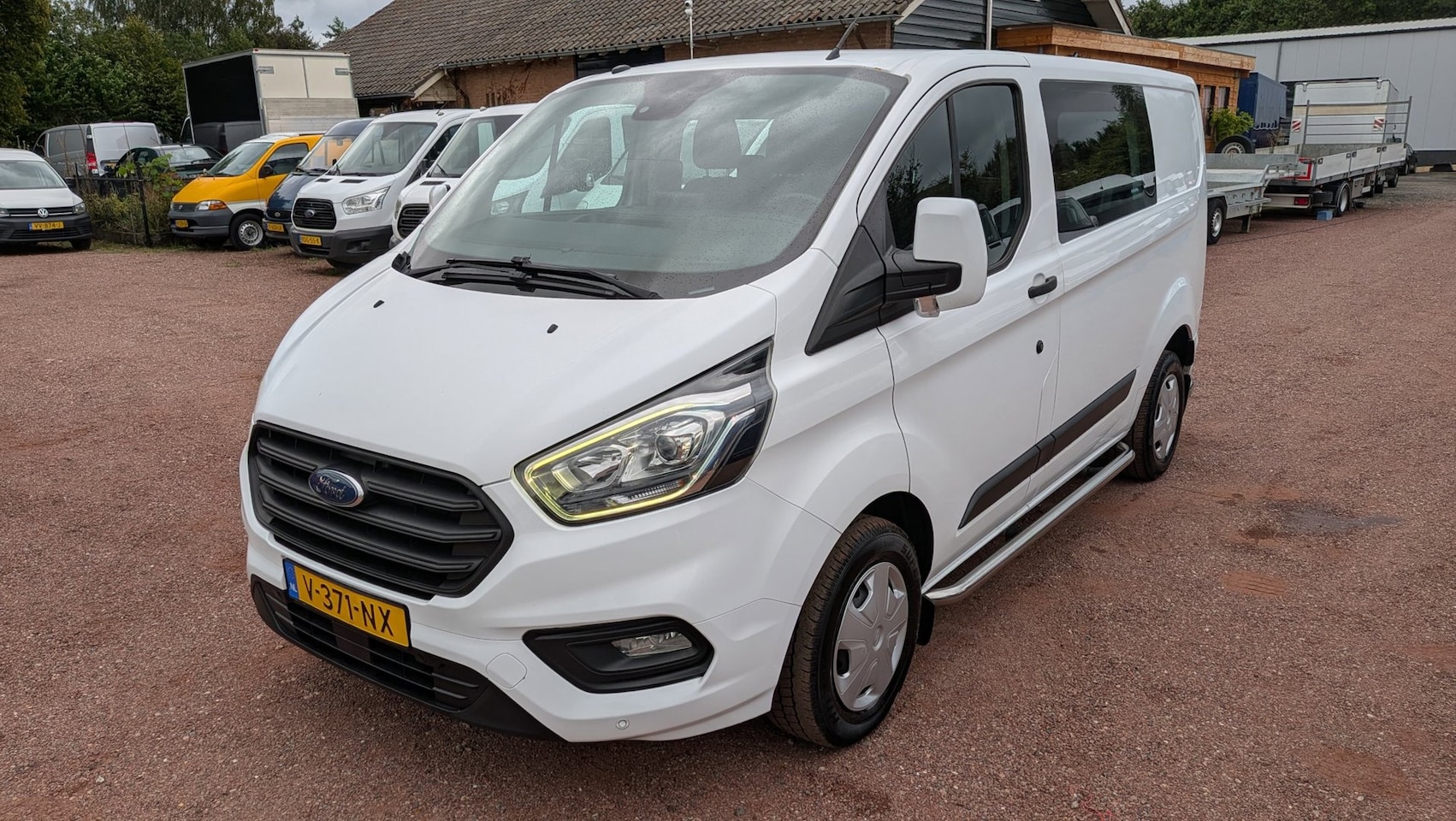 Ford Transit Custom - 280 2.0 TDCI 131PK EURO 6 DC Marge Auto! Navi / Cruise/ Airco - AutoWereld.nl