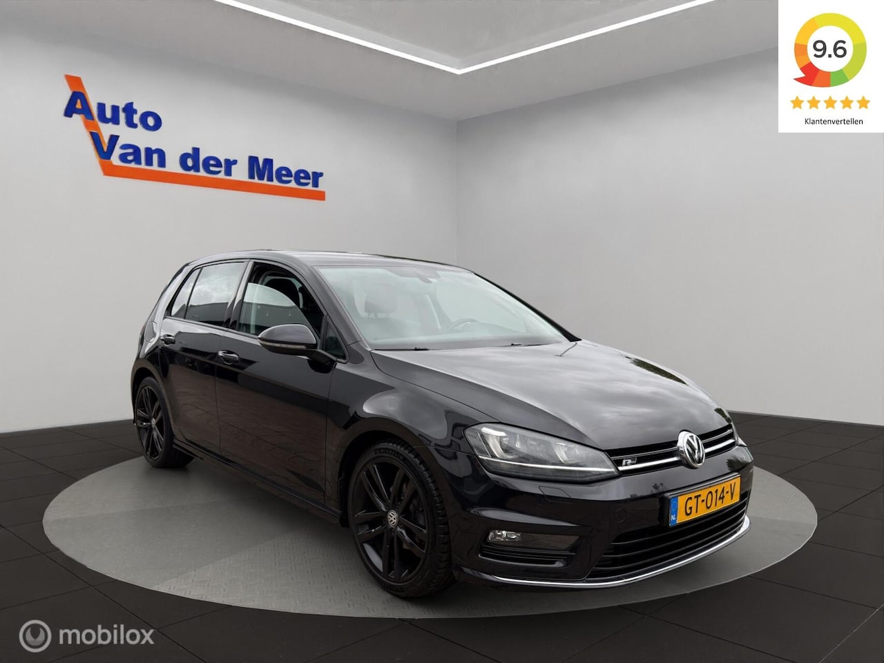 Volkswagen Golf - 1.2 TSI R-line / Camera / Navigatie / etc - AutoWereld.nl