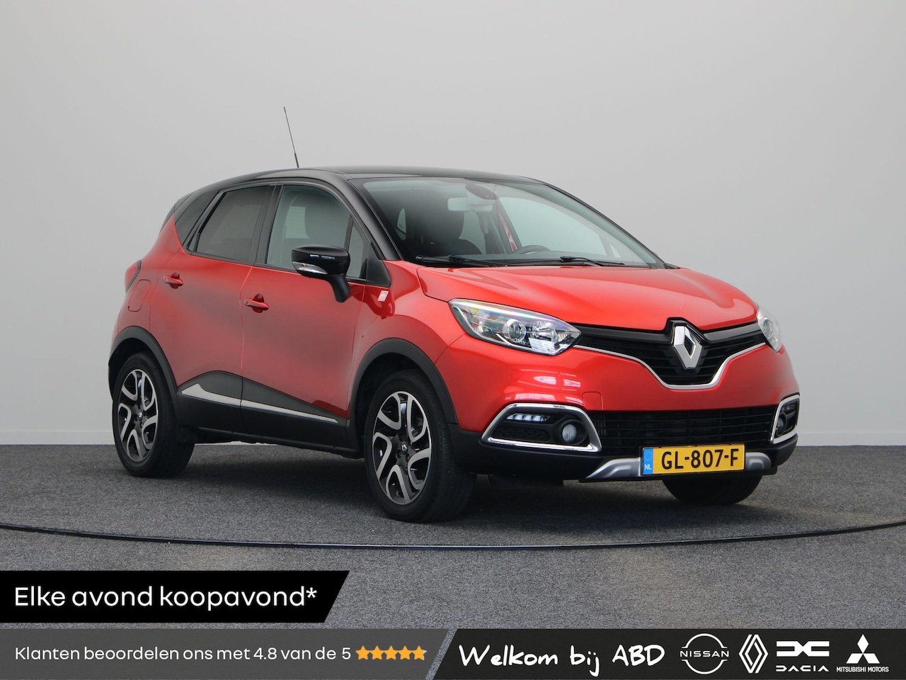 Renault Captur - TCe 90pk Helly Hansen | Trekhaak | Navigatie | Cruise Control | 17inch velgen | Climate co - AutoWereld.nl