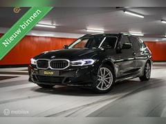 BMW 3-serie Touring - 318i | WIDESCREEN | Adapt LED | Driv Ass |
