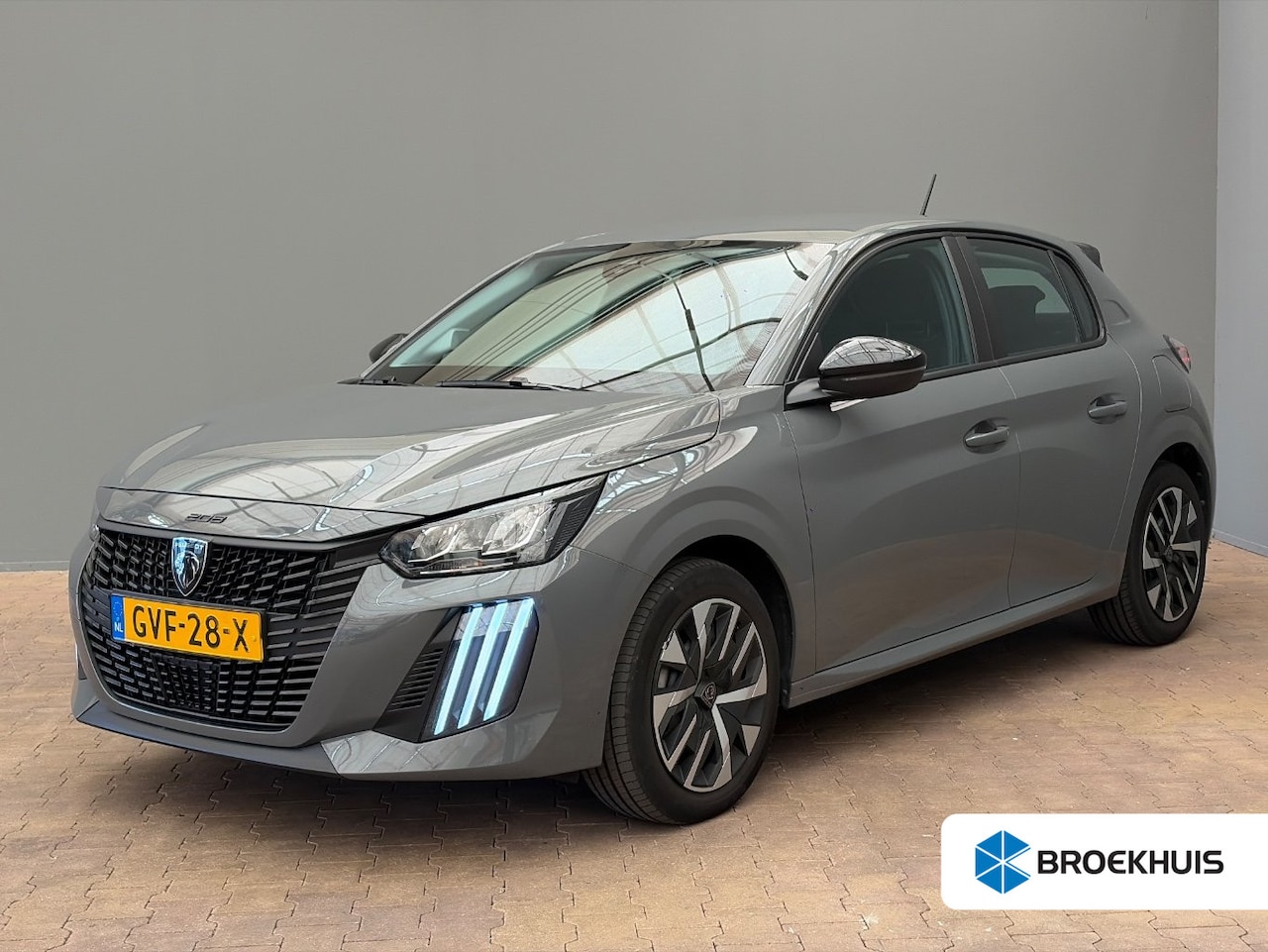 Peugeot 208 - Hybrid 100 e-DCS6 Active | Automaat! | Navi By App | Airco | Cruise Control | LED | DAB | - AutoWereld.nl