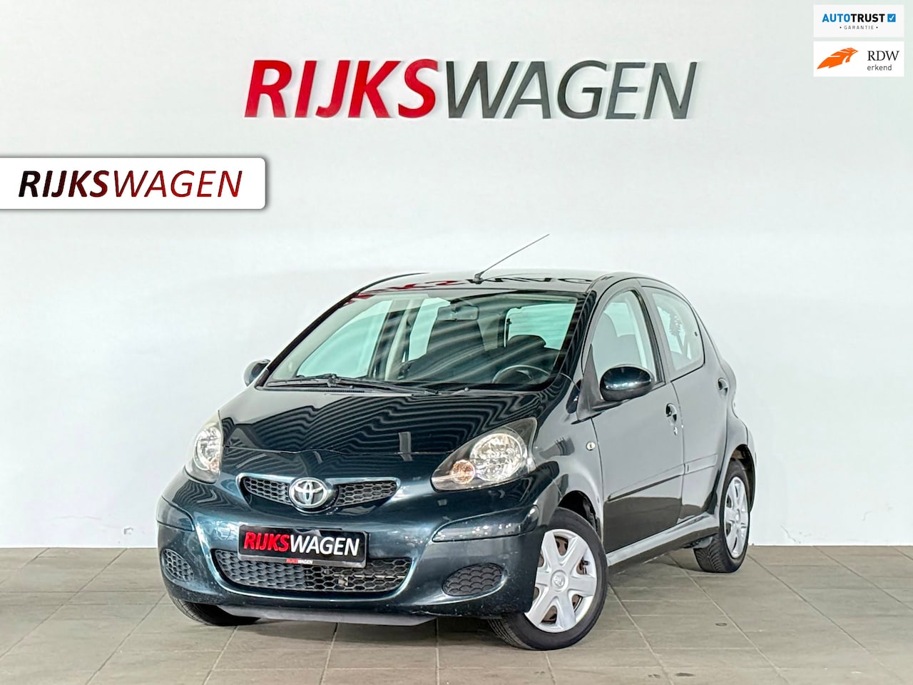 Toyota Aygo - 1.0-12V Access Airco/Elektrische ramen/Leder stuur - AutoWereld.nl