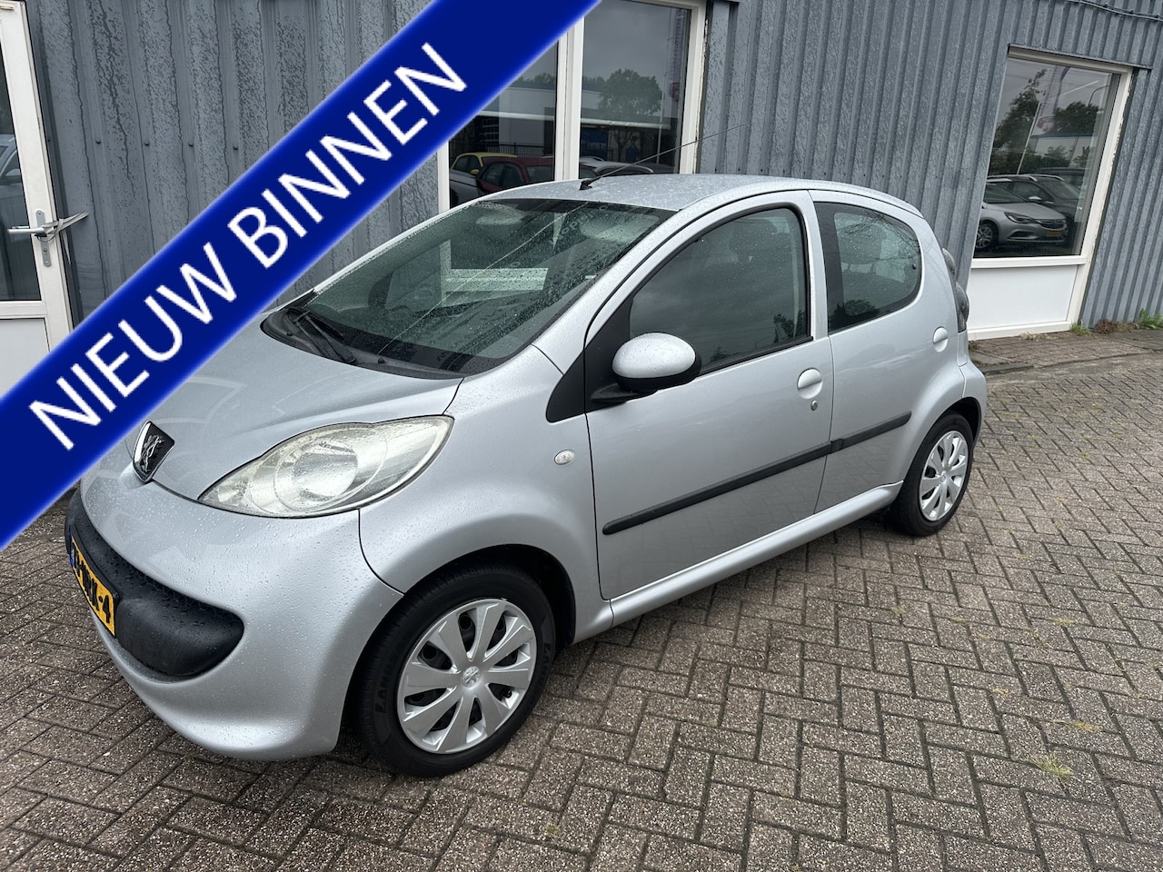 Peugeot 107 - 1.0-12V XS Urban Move 1.0-12V XS Urban Move - AutoWereld.nl