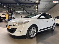 Renault Mégane - 1.4 TCE Celsium/2x sleutels/Apk nw bij aflevering