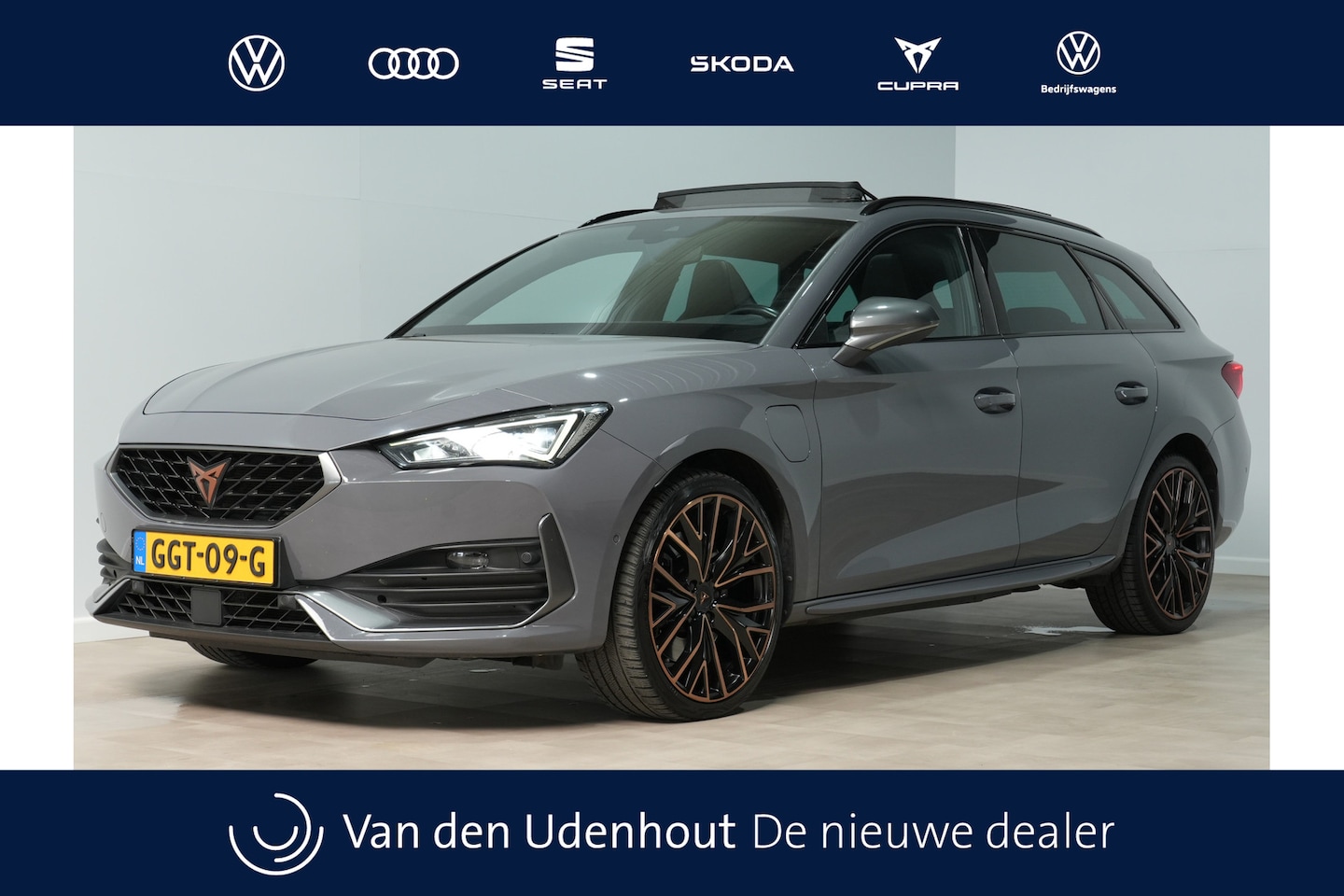 CUPRA Leon Sportstourer - 1.4 e-Hybrid VZ Copper Edition Panoramadak 275 - AutoWereld.nl
