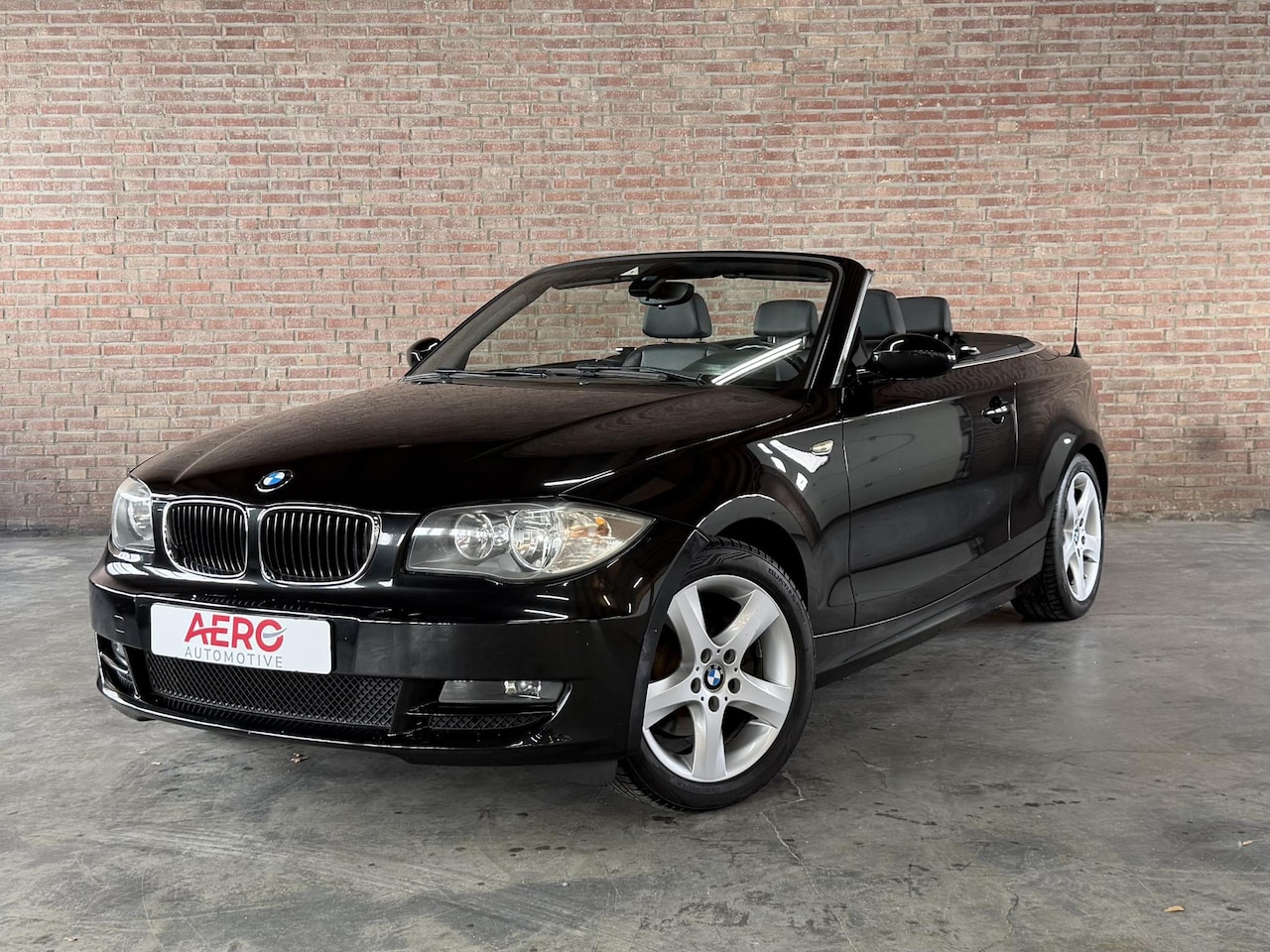 BMW 1-serie Cabrio - 120i Summer Leder / Clima / PDC / LMV - AutoWereld.nl