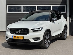 Volvo XC40 - 1.5 T3 Pano, Cruise, Camera, Navi, Led, Stoelverwarming