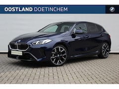 BMW 1-serie - 120 M Sport Automaat / Sportstoelen / Achteruitrijcamera / M Adaptief onderstel / Stoelver