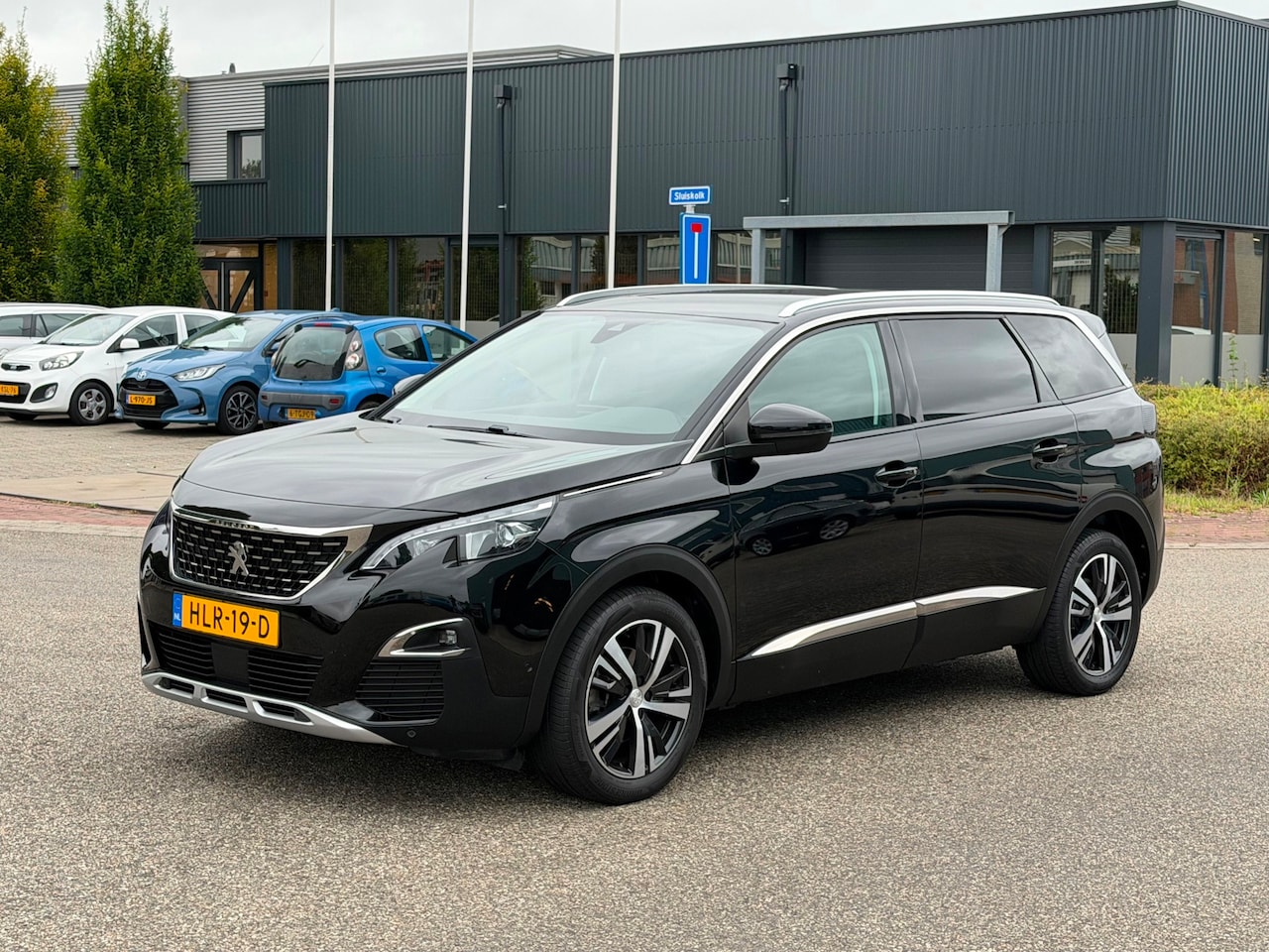 Peugeot 5008 - 1.2 PureTech Blue Lease Premium 7 Persoons - AutoWereld.nl