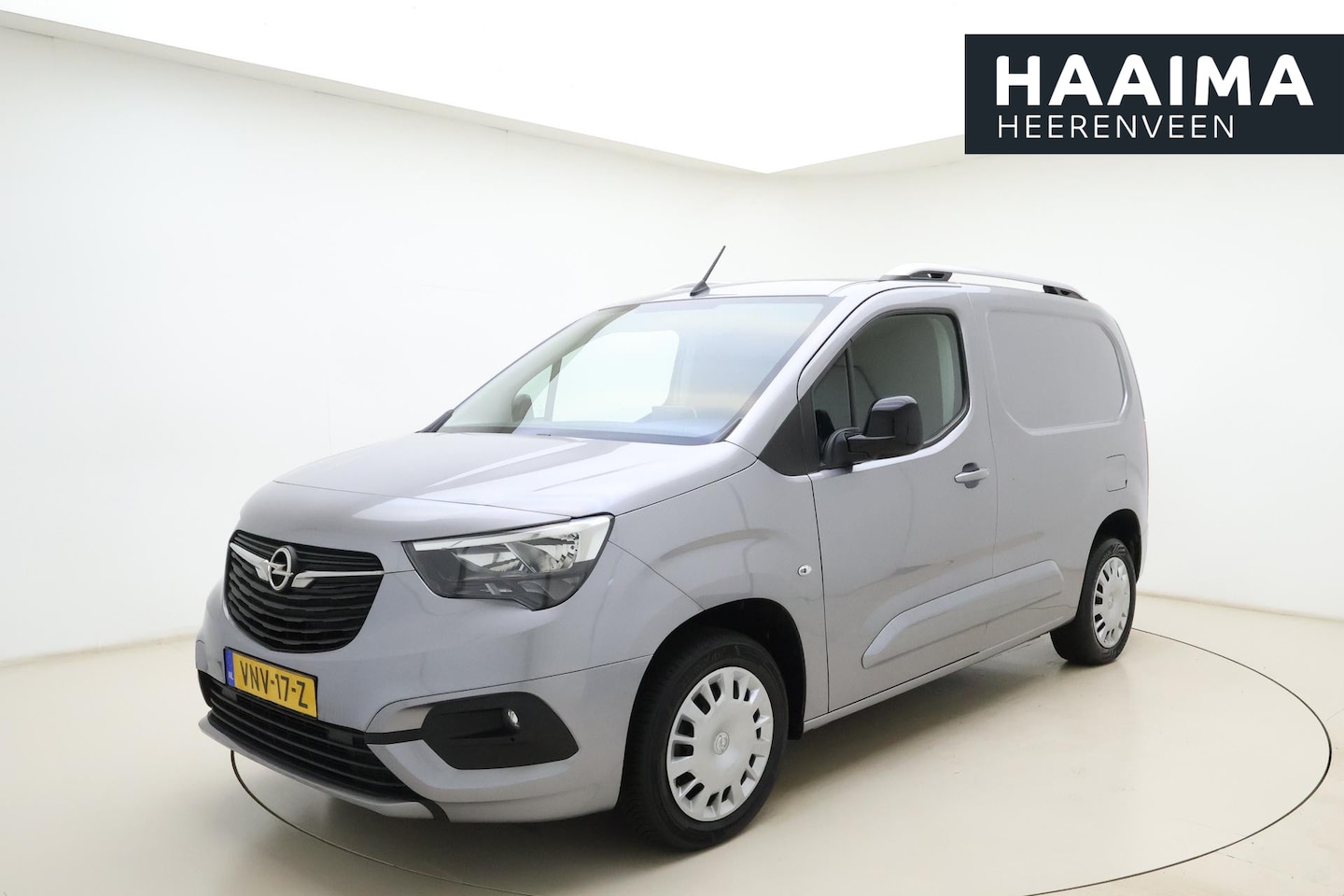 Opel Combo - 1.5D L1H1 Edition | Navigatie | Camera | Dakrails | Bumper in de kleur | Laadruime betimme - AutoWereld.nl