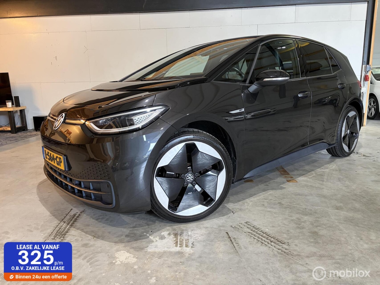 Volkswagen ID.3 - First Max 58 kWh SOH 94% Panoramadak 20inch - AutoWereld.nl