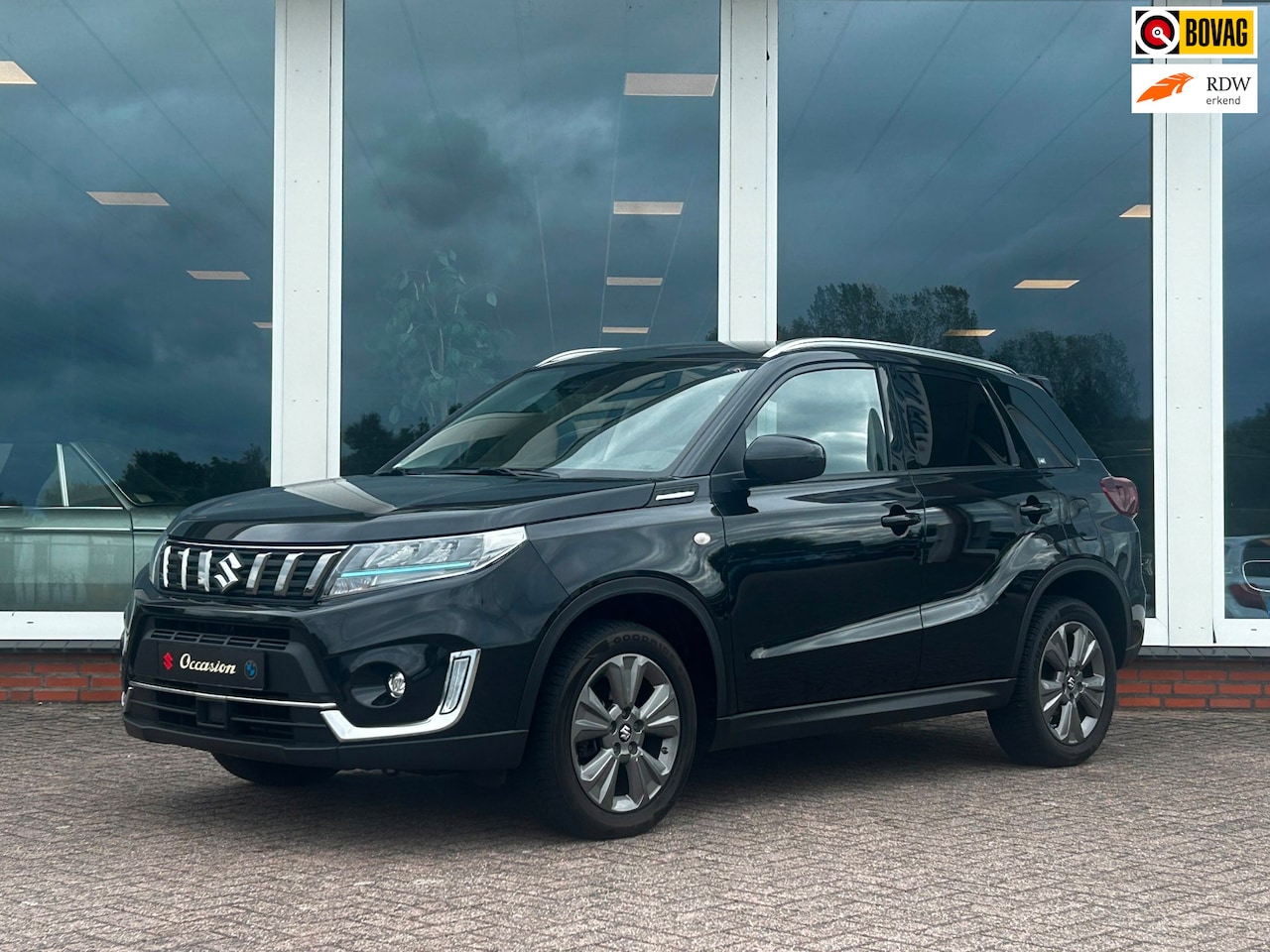 Suzuki Vitara - 1.5 Hybrid Select AllGrip AUT. - Navi - Camera - LM - AutoWereld.nl