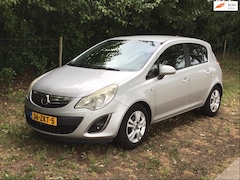 Opel Corsa - 1.2-16V Cosmo (meeneemprijs)
