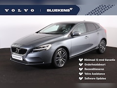 Volvo V40 - T2 Momentum - Lederen bekleding - Harman Kardon audio - Parkeersensoren & Camera achter