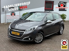 Peugeot 208 - 1.2 Puretech 82pk 5D Blue Lease Executive/ Apple Carplay/ Navigatie/ DAB/ Cruise control/