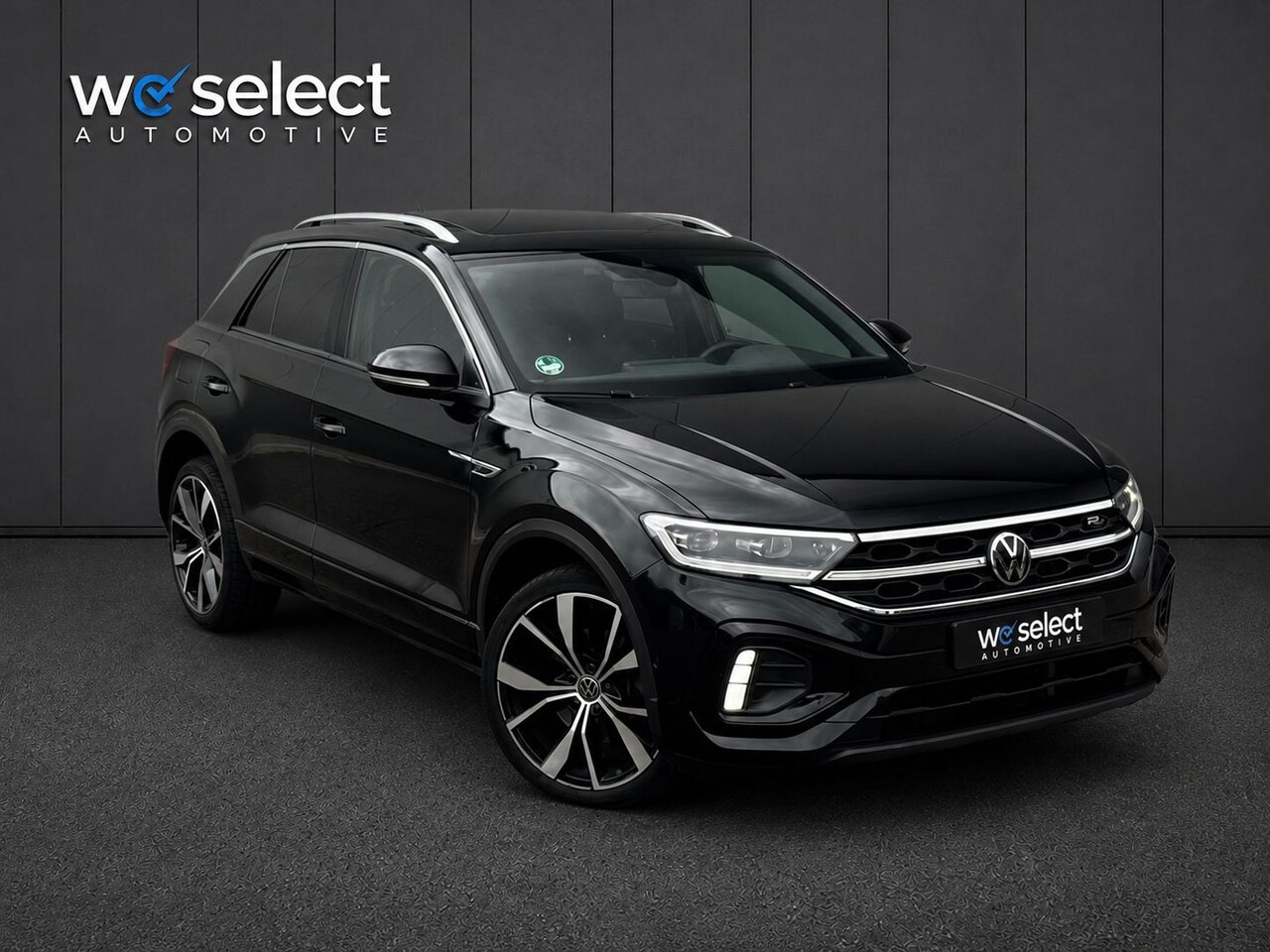 Volkswagen T-Roc - 1.5 TSI R-Line Pano l IQ l Camera l Keyles l Beats l Electrische kofferklep l BomVol!! - AutoWereld.nl