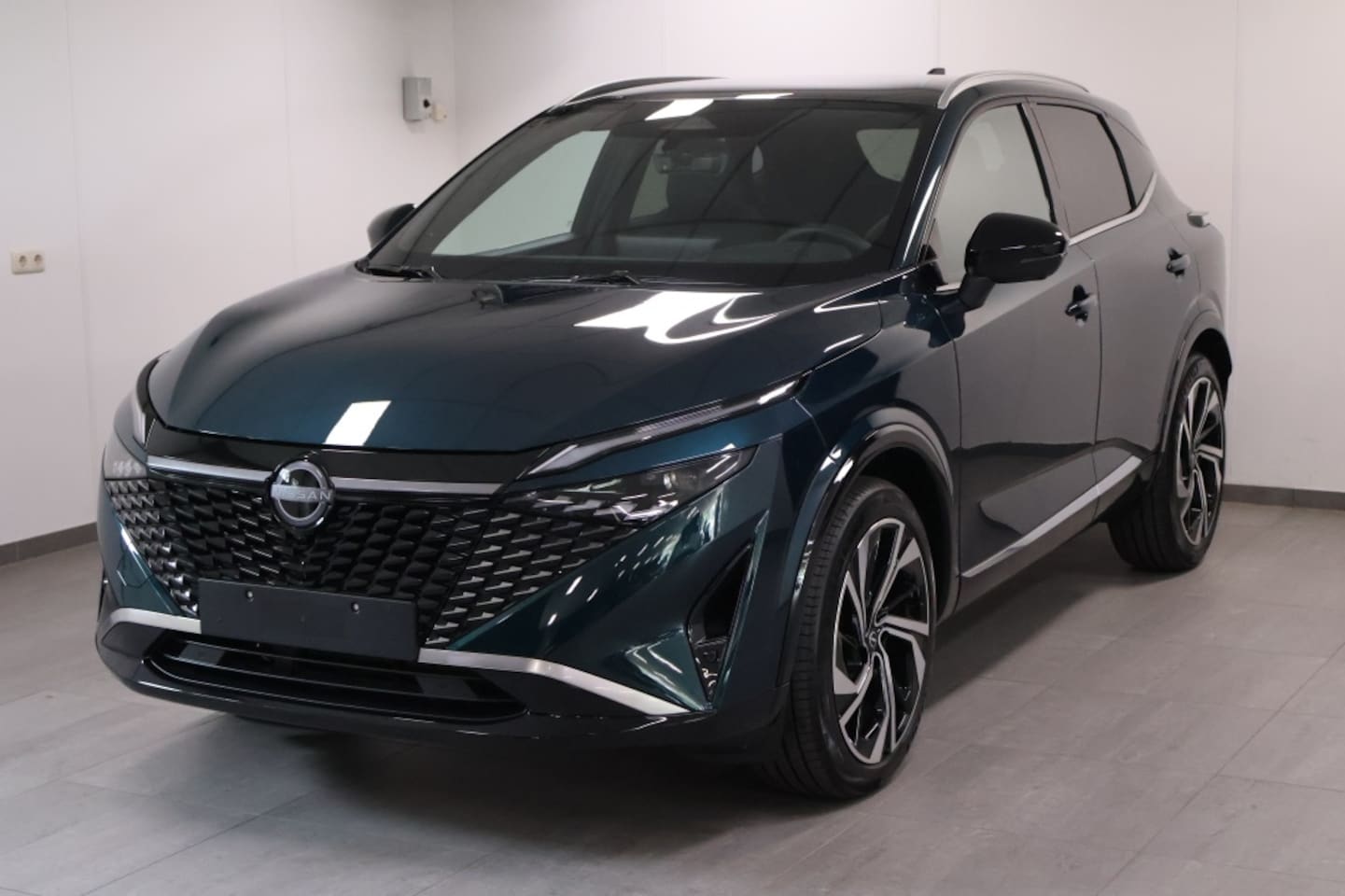 Nissan Qashqai - 1.3 MHEV X Tekna + | Pano - AutoWereld.nl