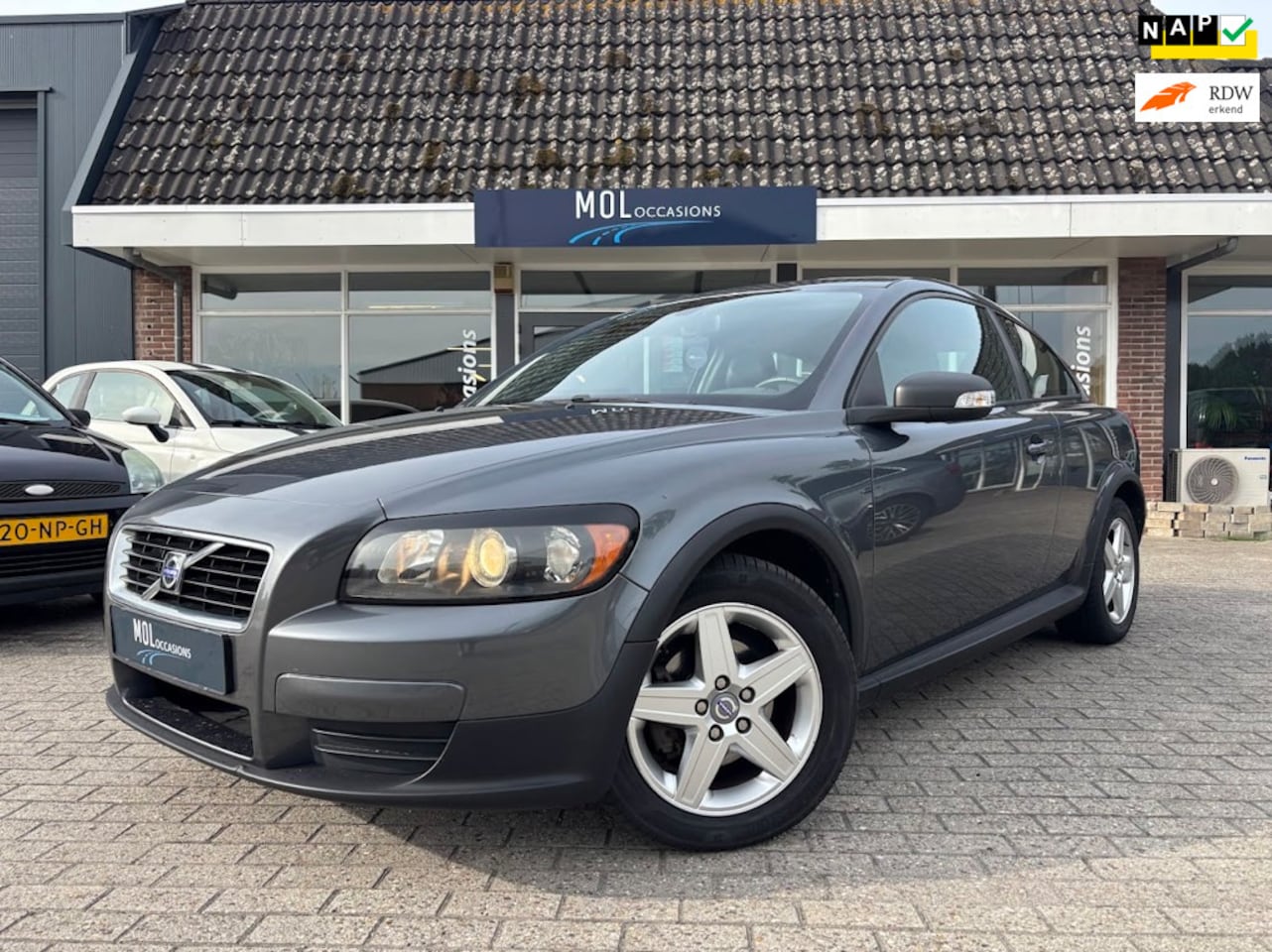 Volvo C30 - Volvo C30 1.8 | airco | nieuwe koppeling | NAP | goed onderhouden - AutoWereld.nl