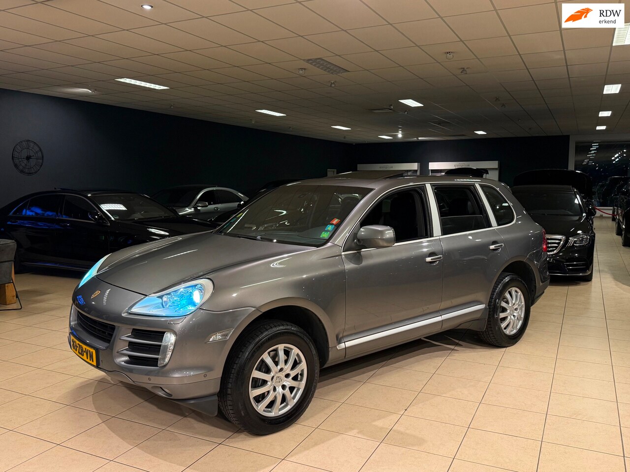 Porsche Cayenne - 3.6/Sportpakket/Navi/Leder/Luchtvering - AutoWereld.nl