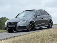 Audi RS3 - 2.5 TFSI 367PK Quattro |Pano |Carbon |Led stuur |Schaalstoelen |Sterrenhemel |Full Maxton