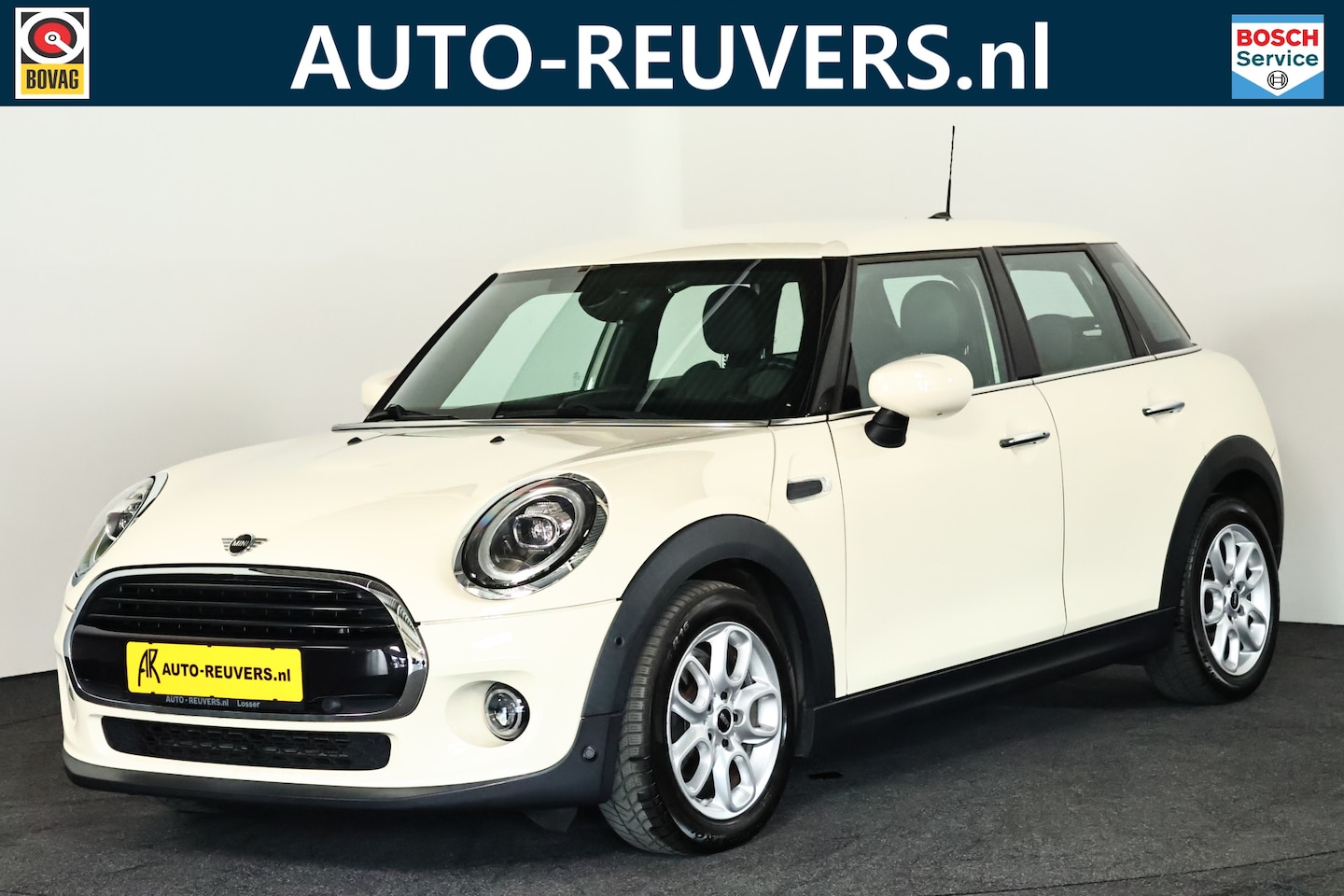 MINI Cooper - Mini 1.5 Pepper / LED / Aut / Navi / CarPlay - AutoWereld.nl
