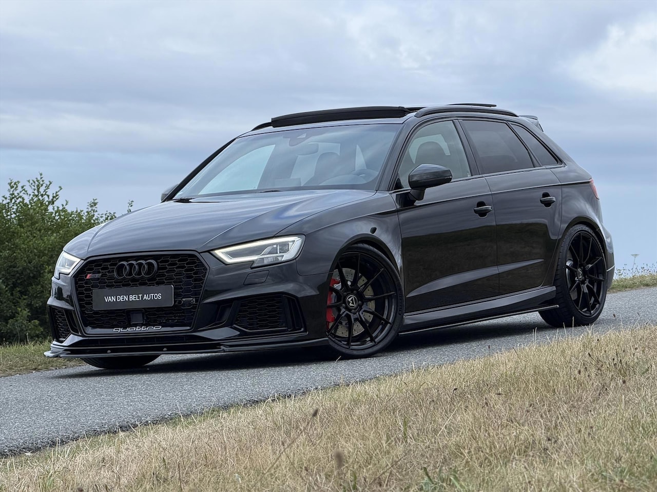 Audi RS3 - 2.5 TFSI 620PK HGP Quattro |Pano |R8 Stuur |H&R |19* Motec |Wagner |Schaalstoelen |Virtual - AutoWereld.nl