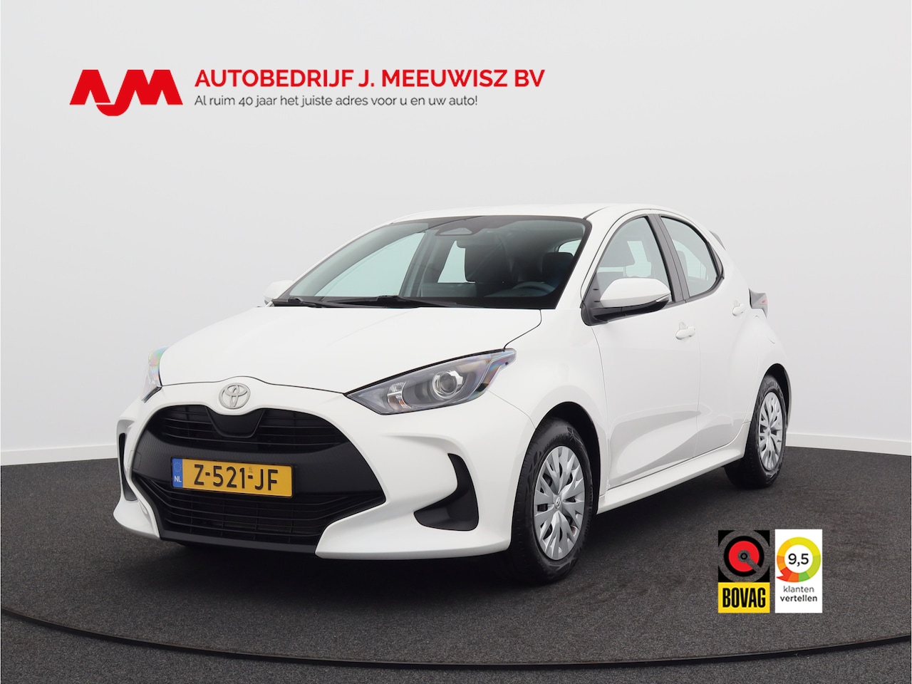 Toyota Yaris - 1.5 Hybrid 115 Comfort/ afneembare trekhaak/ zeer mooi! - AutoWereld.nl