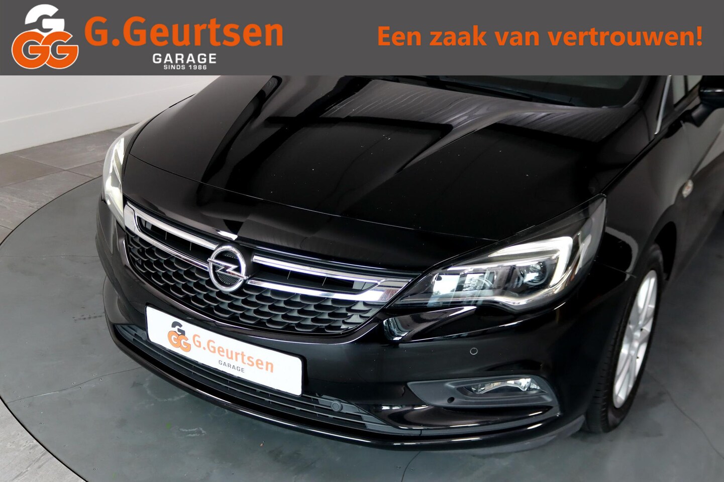 Opel Zafira Tourer - 1.4 Cosmo 7p. Trekhaak, cruise control, Airco, - AutoWereld.nl