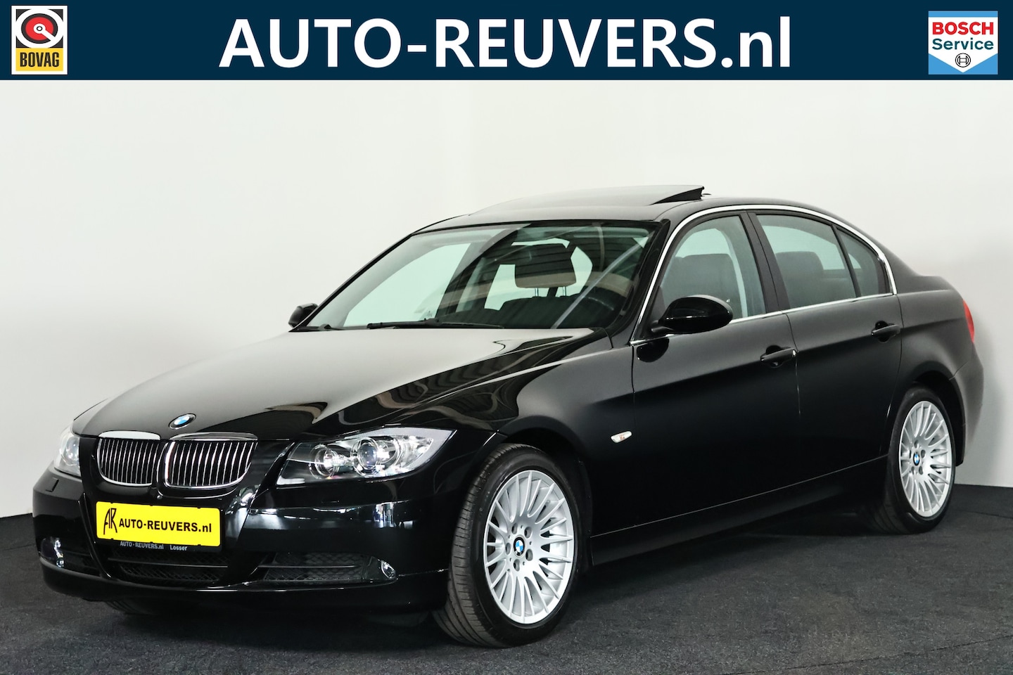 BMW 3-serie - 325xi xDrive Panorama / Opendak / Navigatie / Cruise / PDC / Bluetooth - AutoWereld.nl