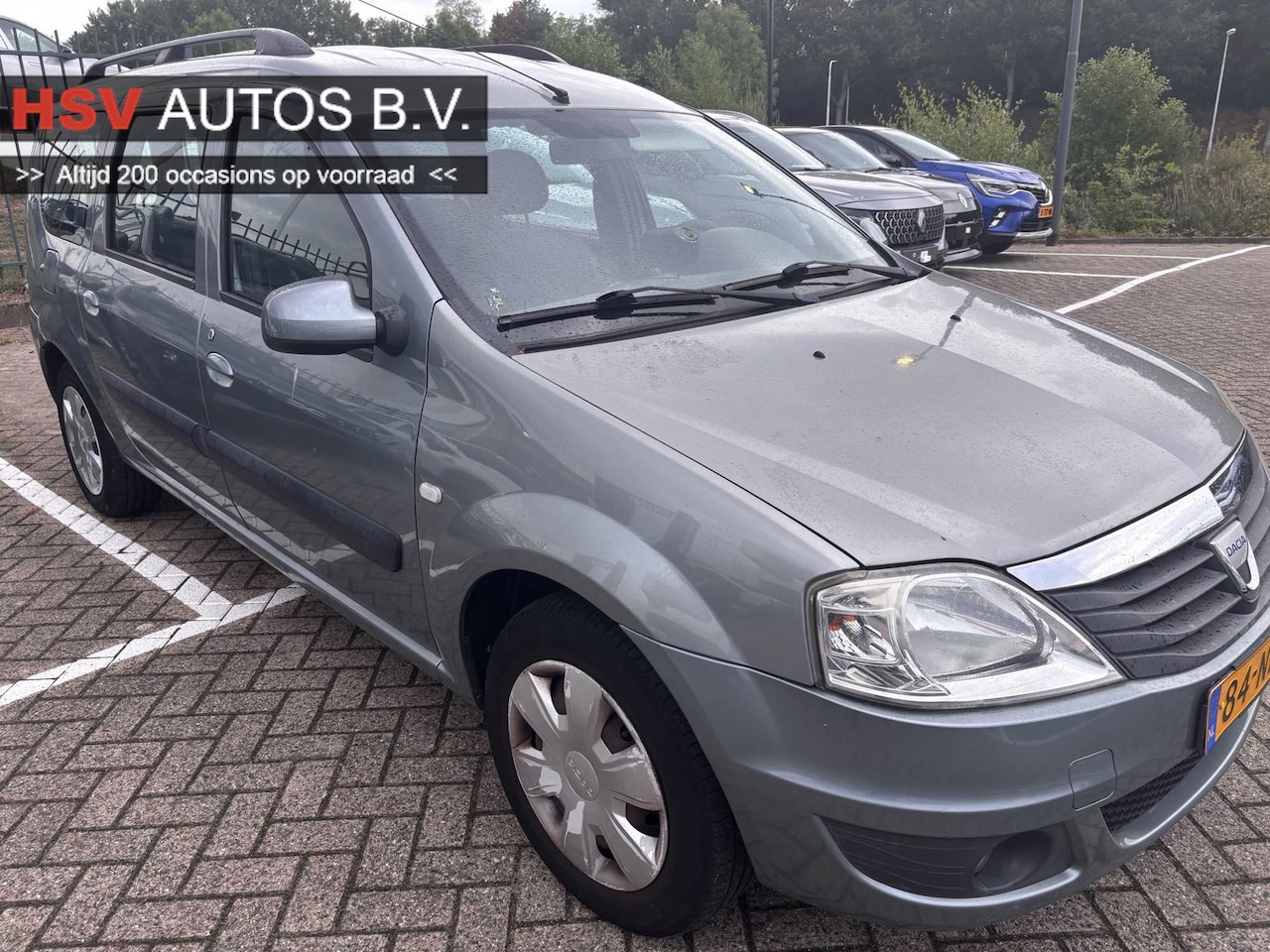 Dacia Logan MCV - 1.6-16V Lauréate airco cruise *124.000km* - AutoWereld.nl