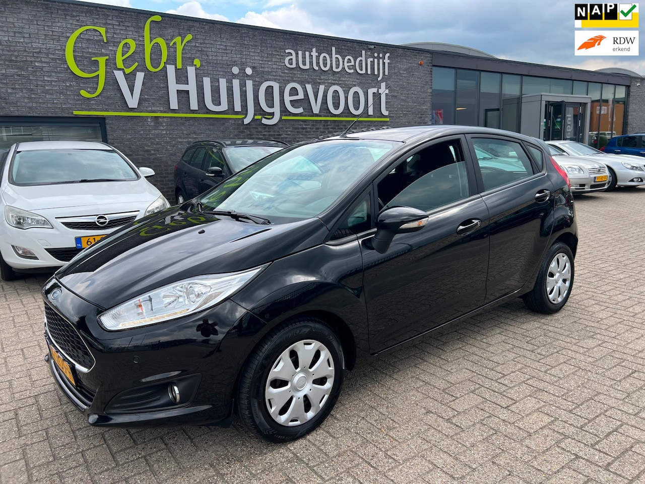 Ford Fiesta - 1.5 TDCi Style Ultimate Lease Edition 1.5 TDCi Style Ultimate Lease Edition - AutoWereld.nl