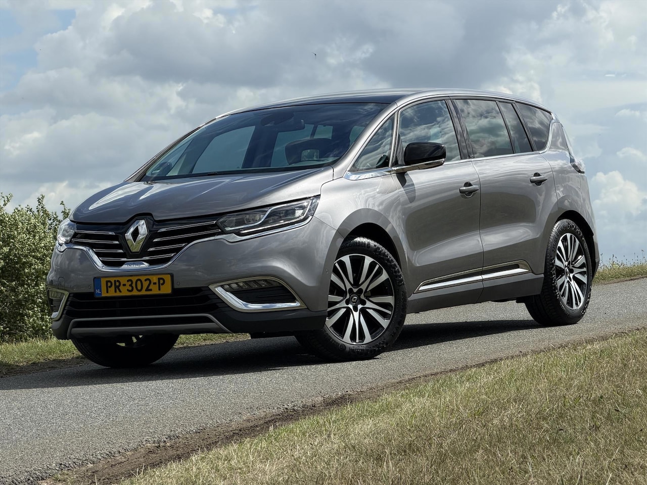 Renault Espace - 1.6 TCe Initiale Paris 7P |Pano |Head-up |Keyless |Leder |Massasge |Org NL |Led |Camera |S - AutoWereld.nl
