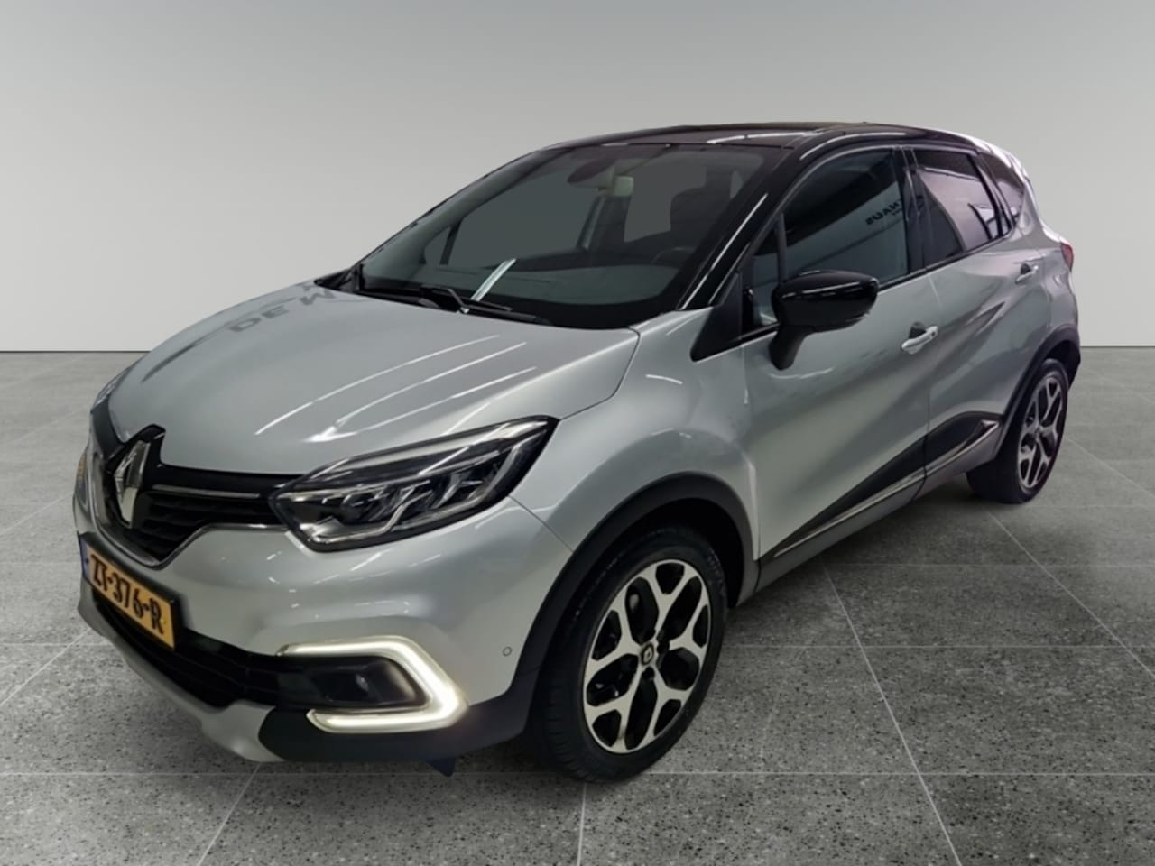 Renault Captur - 0.9 TCe Intens 100% DOH - AutoWereld.nl