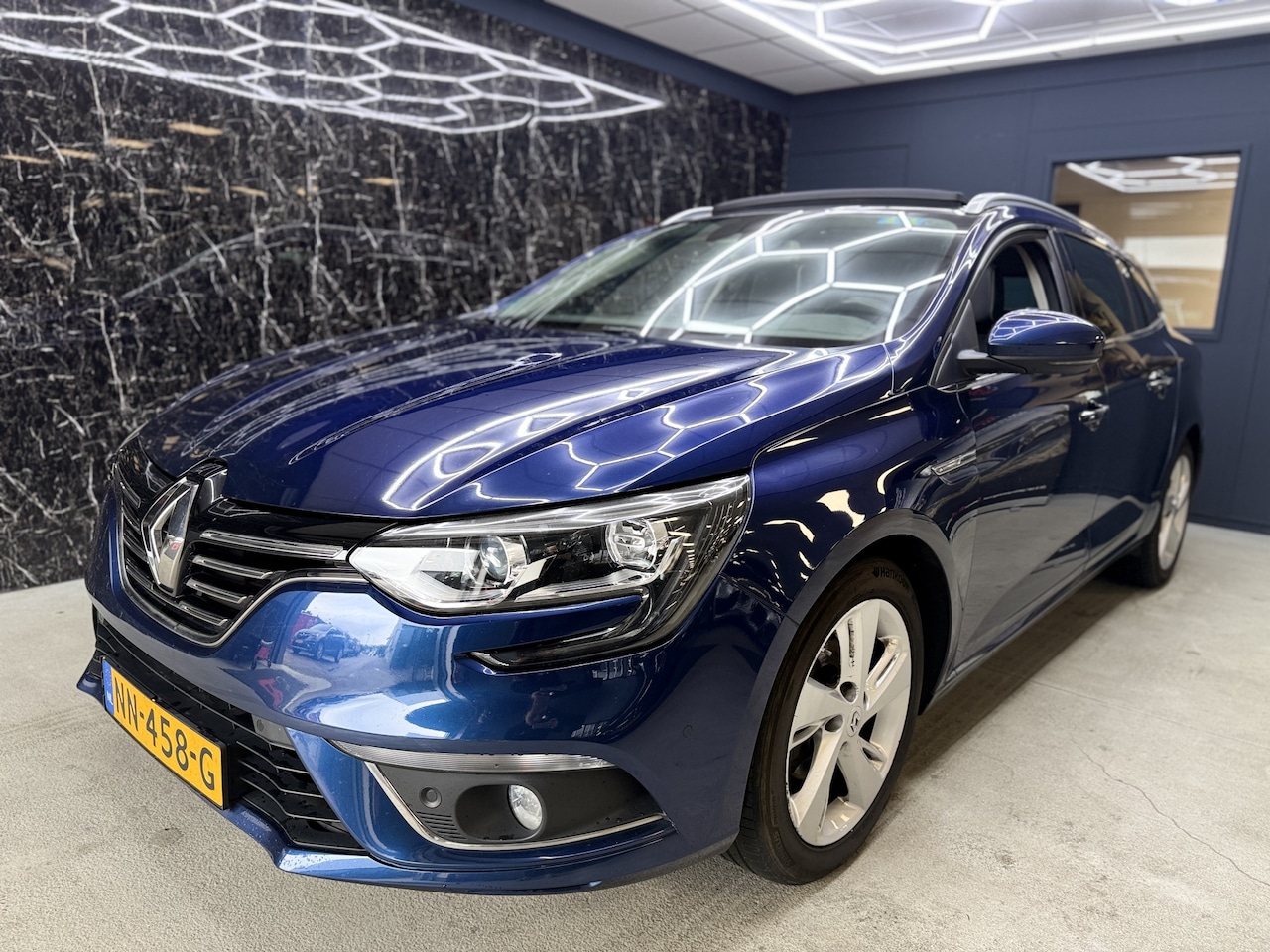 Renault Mégane Estate - 1.2 TCe Bose 132PK MOTOR SLAAT OVER! - AutoWereld.nl