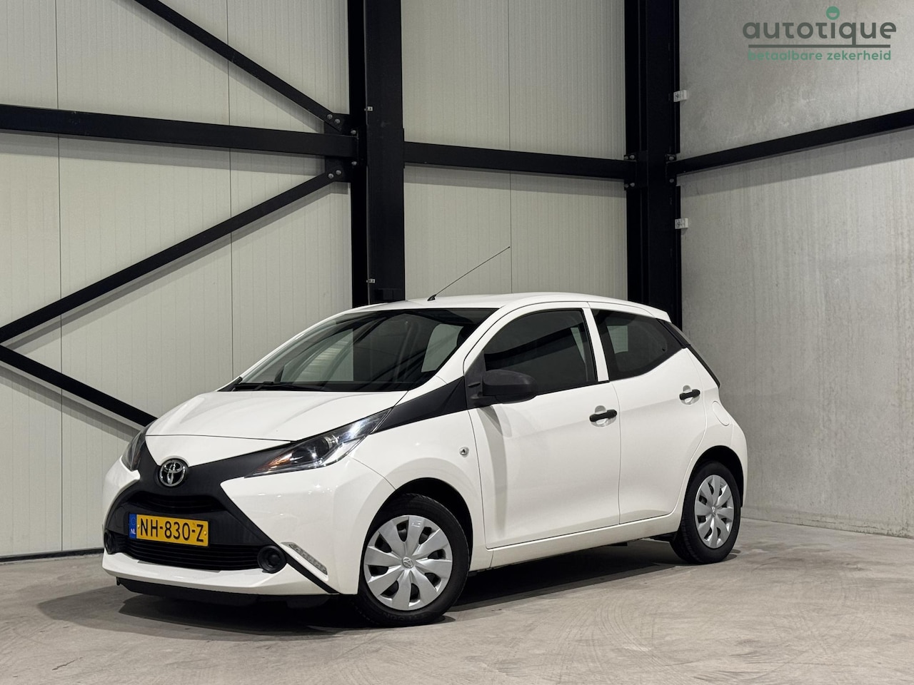 Toyota Aygo - 1.0 VVT-i x-now | airco | dealer onderhouden | - AutoWereld.nl
